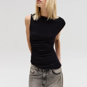 BLUSA SEM MANGA DRAPEADO LATERAL MALHA PRETA