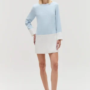 VESTIDO CURTO BICOLOR CREPE PATOU AZUL CLARO E OFF WHITE