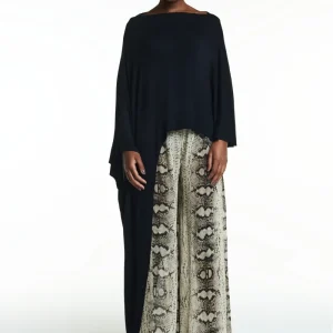 KAFTAN ASSIMÉTRICO MALHA PRETA