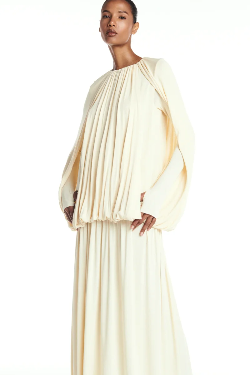 VESTIDO LONGO AMPLO CAPA MALHA MANTEIGA - Image 4